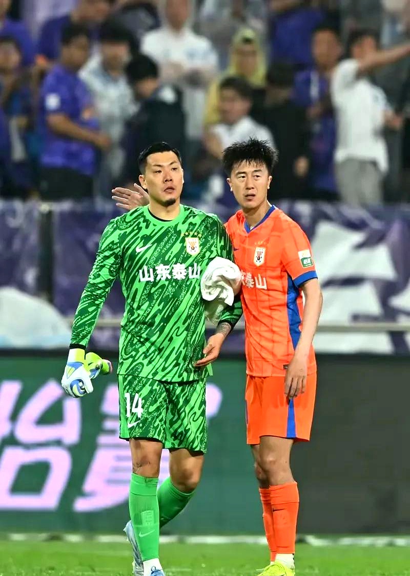 开元棋牌官方网站-今晨山东泰山调整名单以备足总杯，临场应变环节打磨，球迷炸锅，资深球员宣示担当的简单介绍