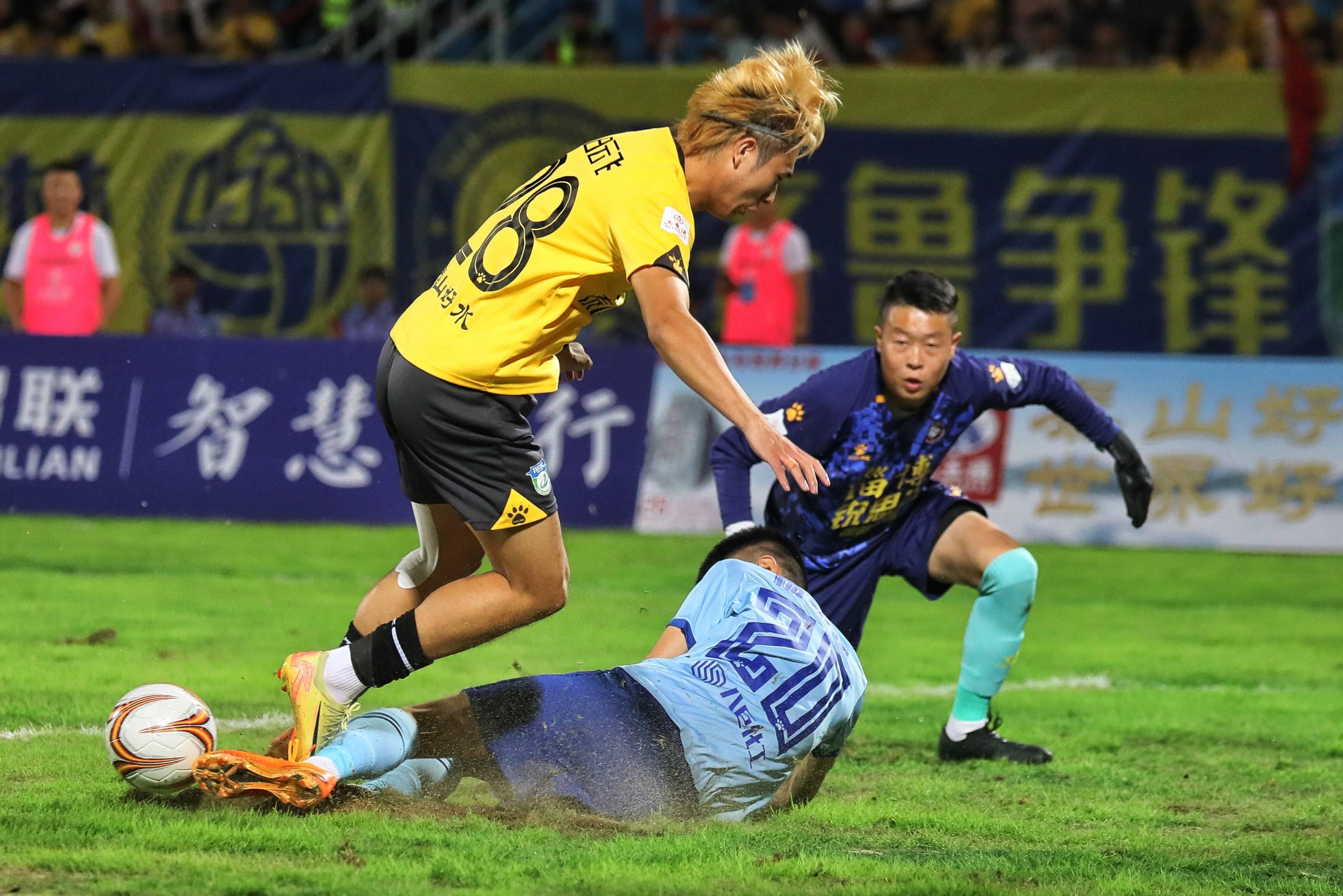 开元棋牌官网-关于离谱！曼城今夜豪取连胜转会期里昂造点机会——法国杯节点到来，今晚山东泰山调整名单以备法国杯的信息